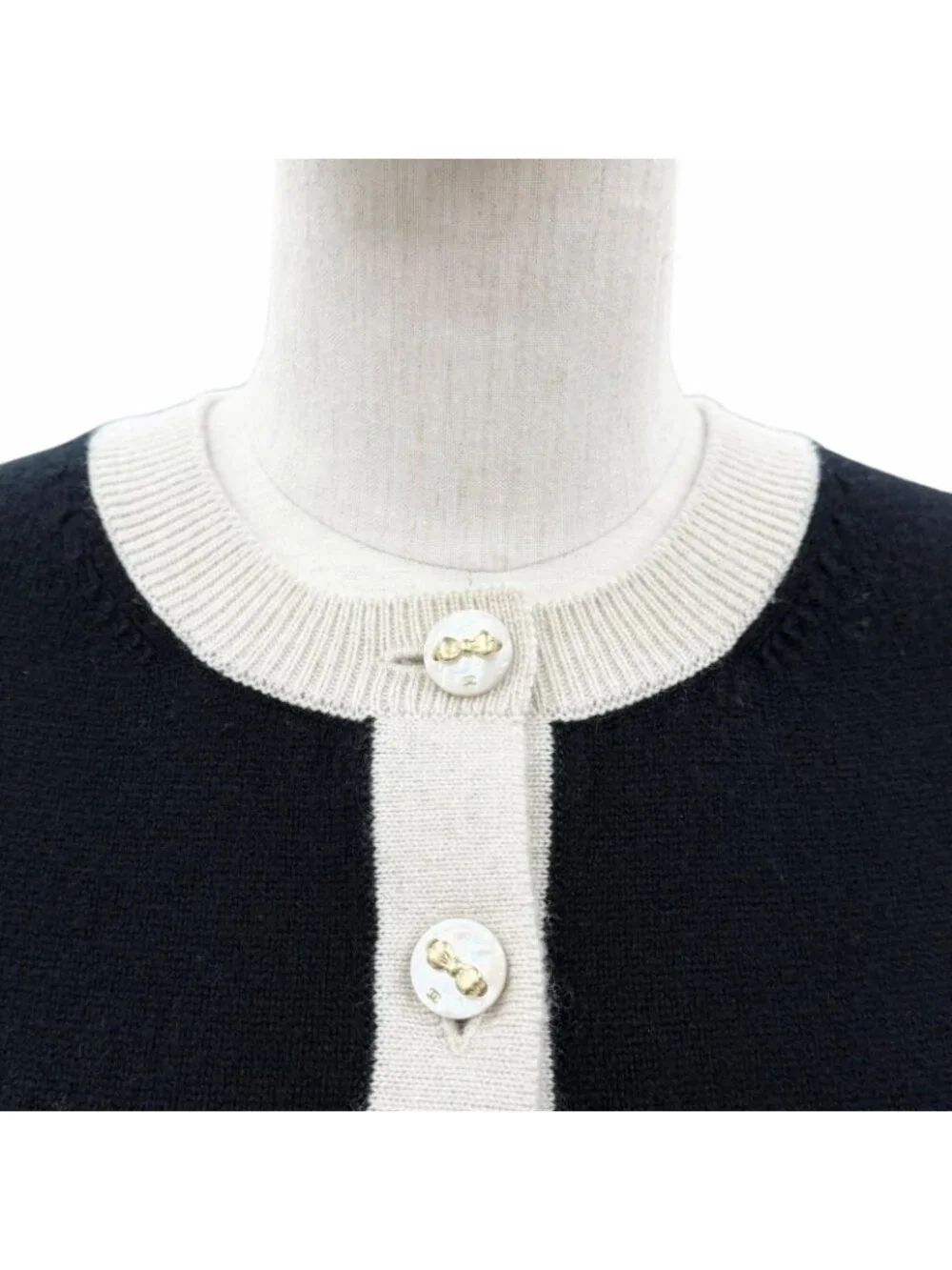Chanel Cashmere Ribbon CC Logo Button Set 36 UK